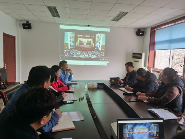 ”开工第一课“专题会.jpg